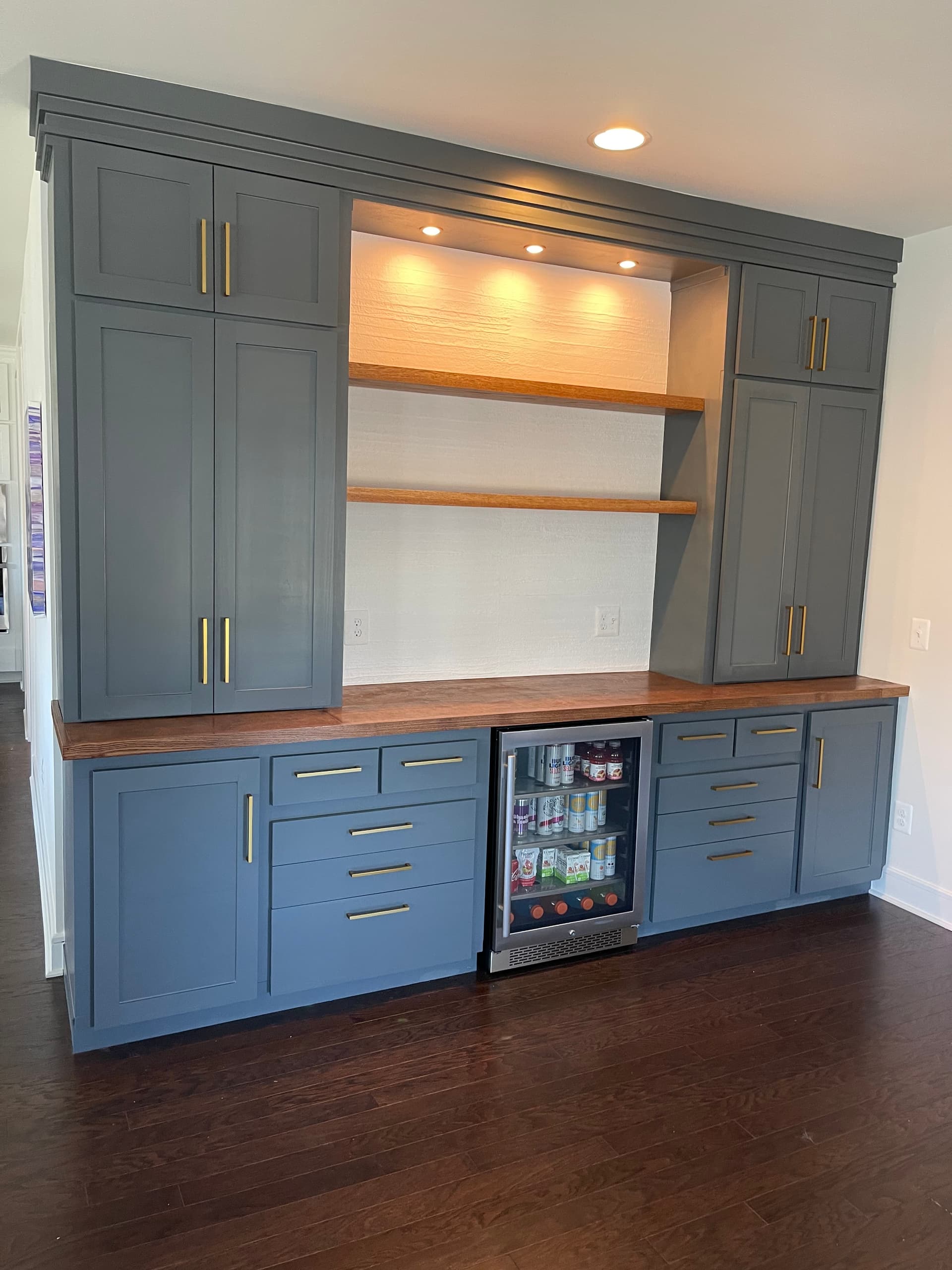 Custom millwork and trim installation Northern Virginia