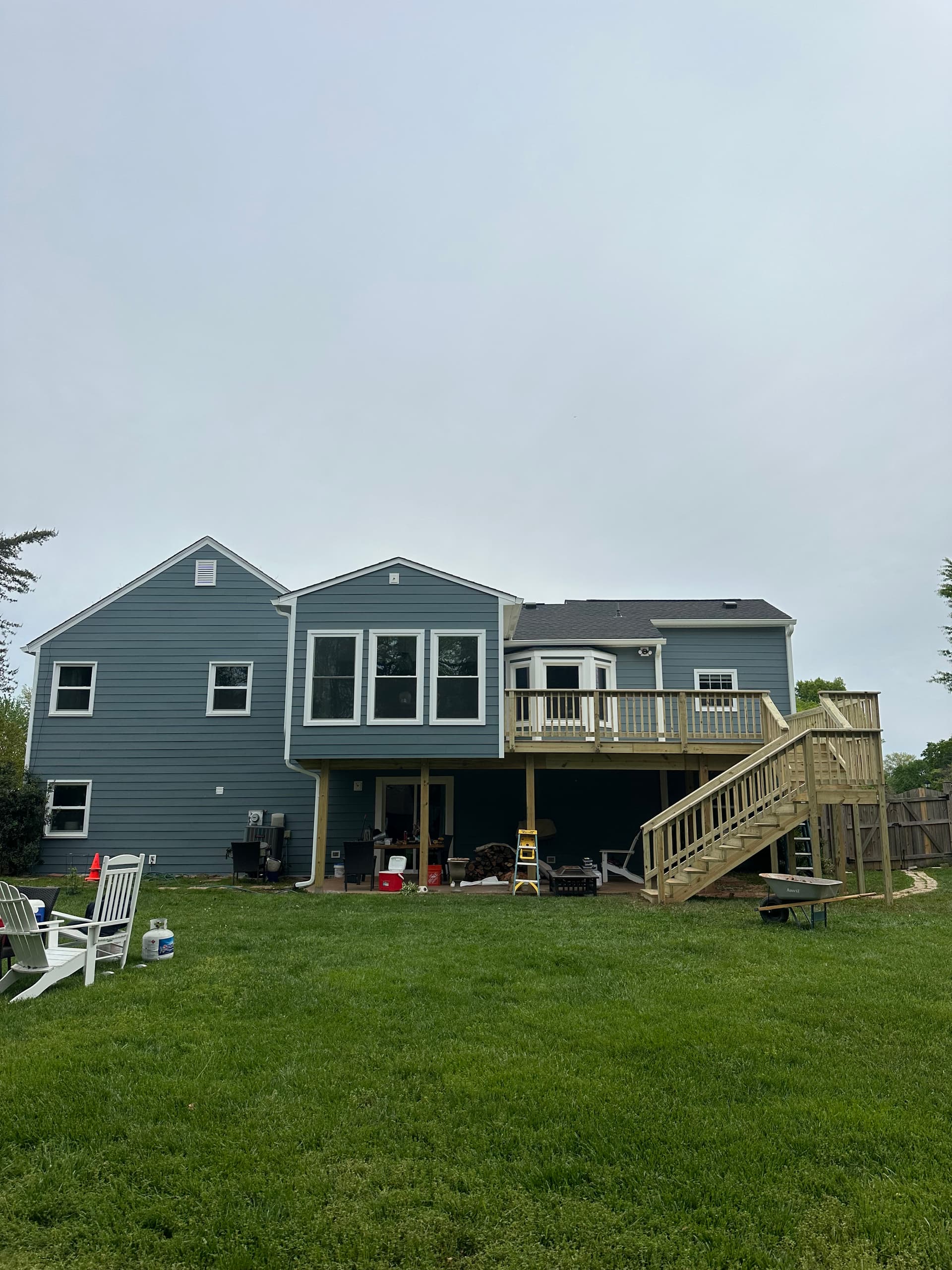 Completed siding project by Ventura Home Improvement