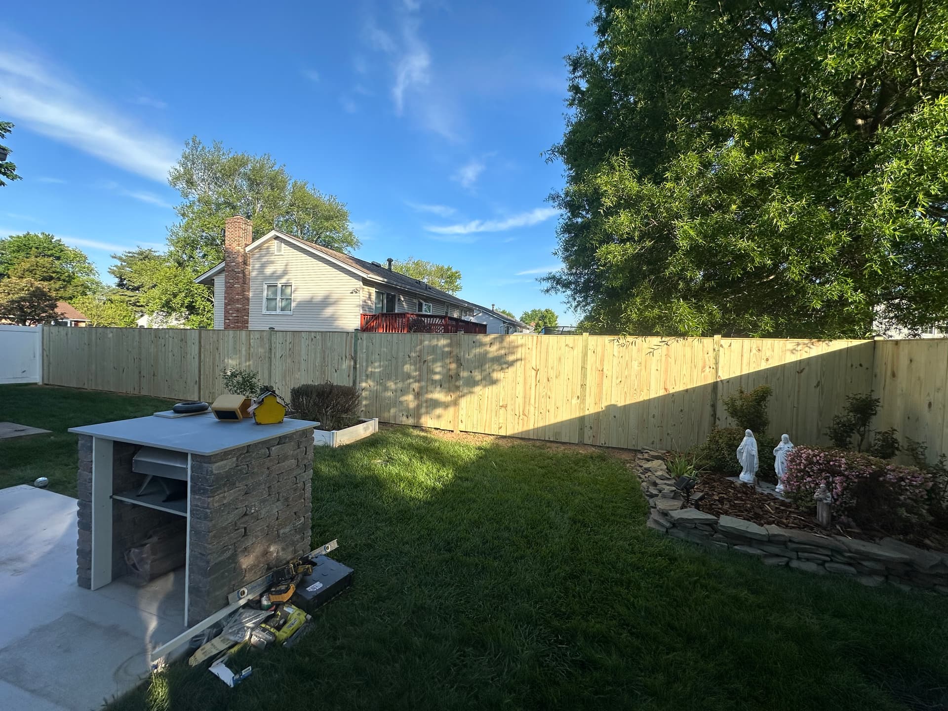 Wood fence project Northern Virginia by Ventura Home Improvement