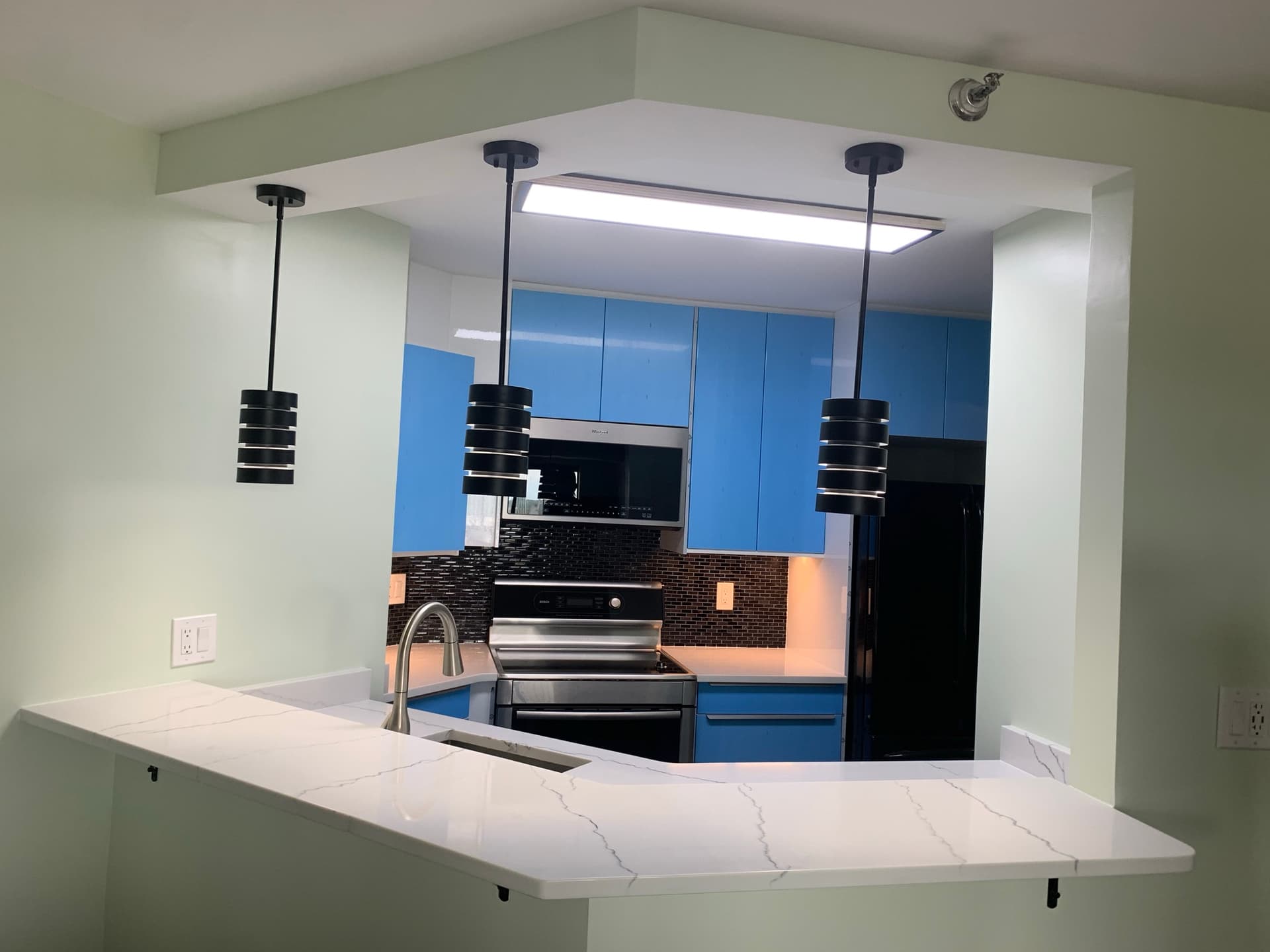 Kitchen remodel open layout by Ventura Home Improvement