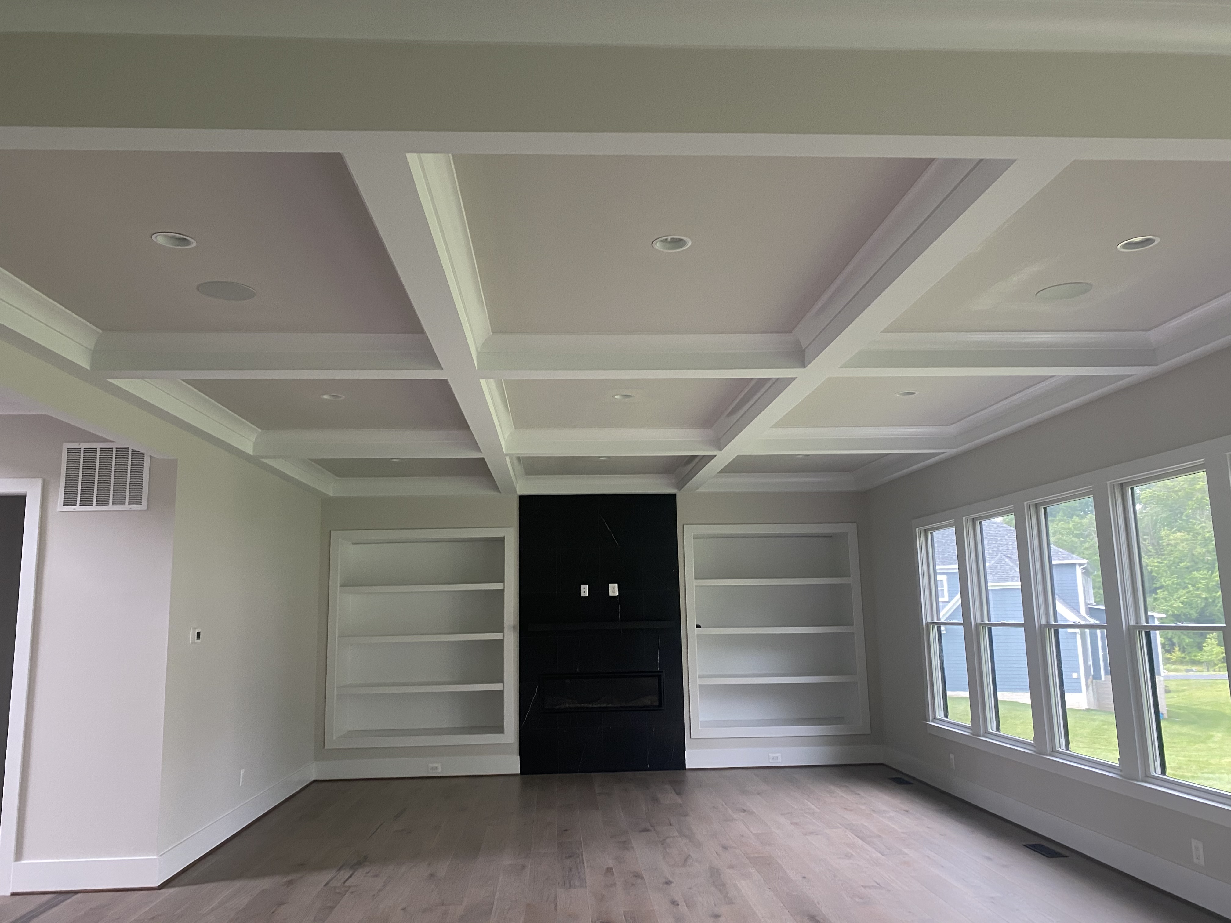 Crown molding installation by Ventura Home Improvement