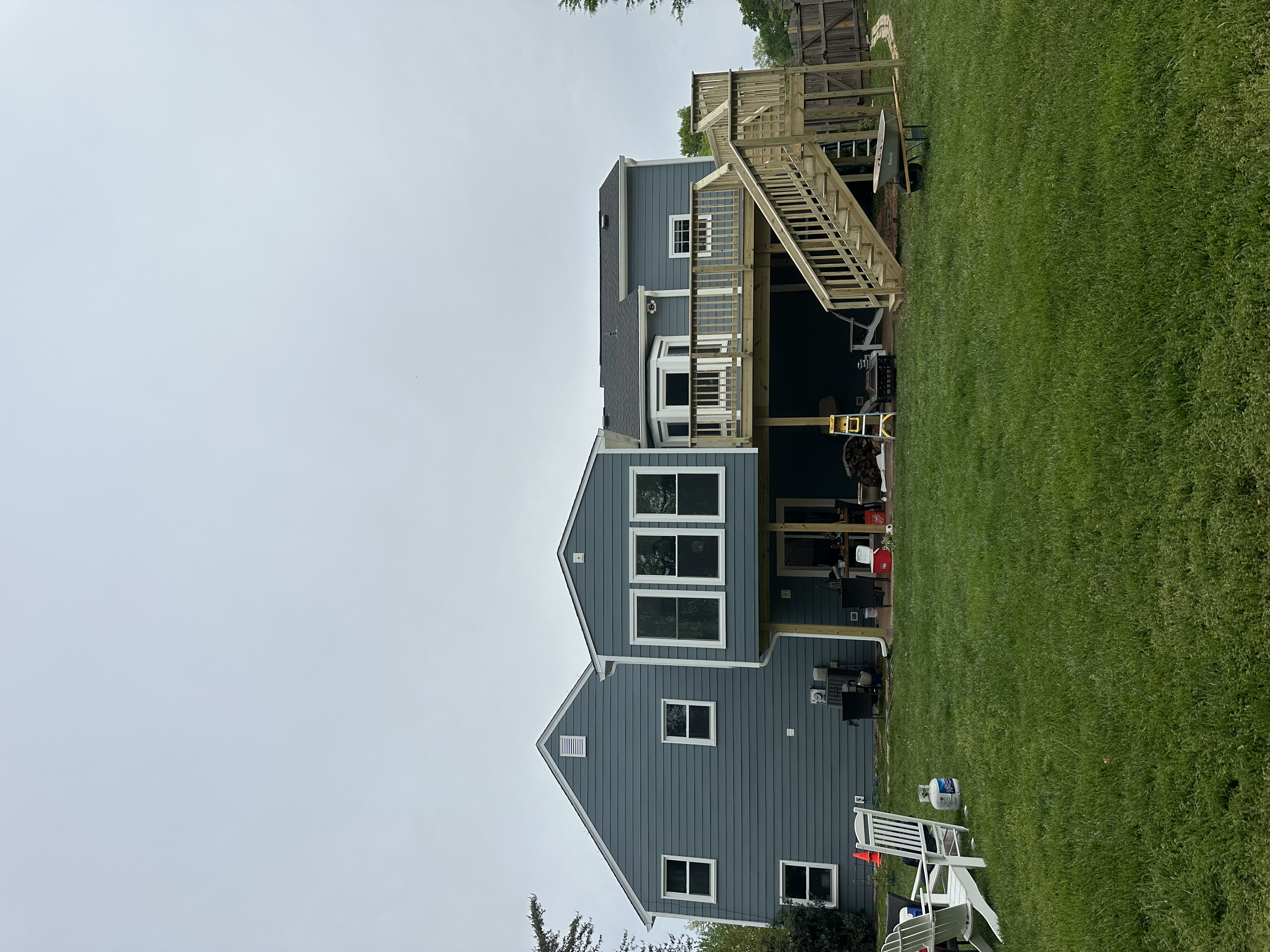 Completed siding project by Ventura Home Improvement
