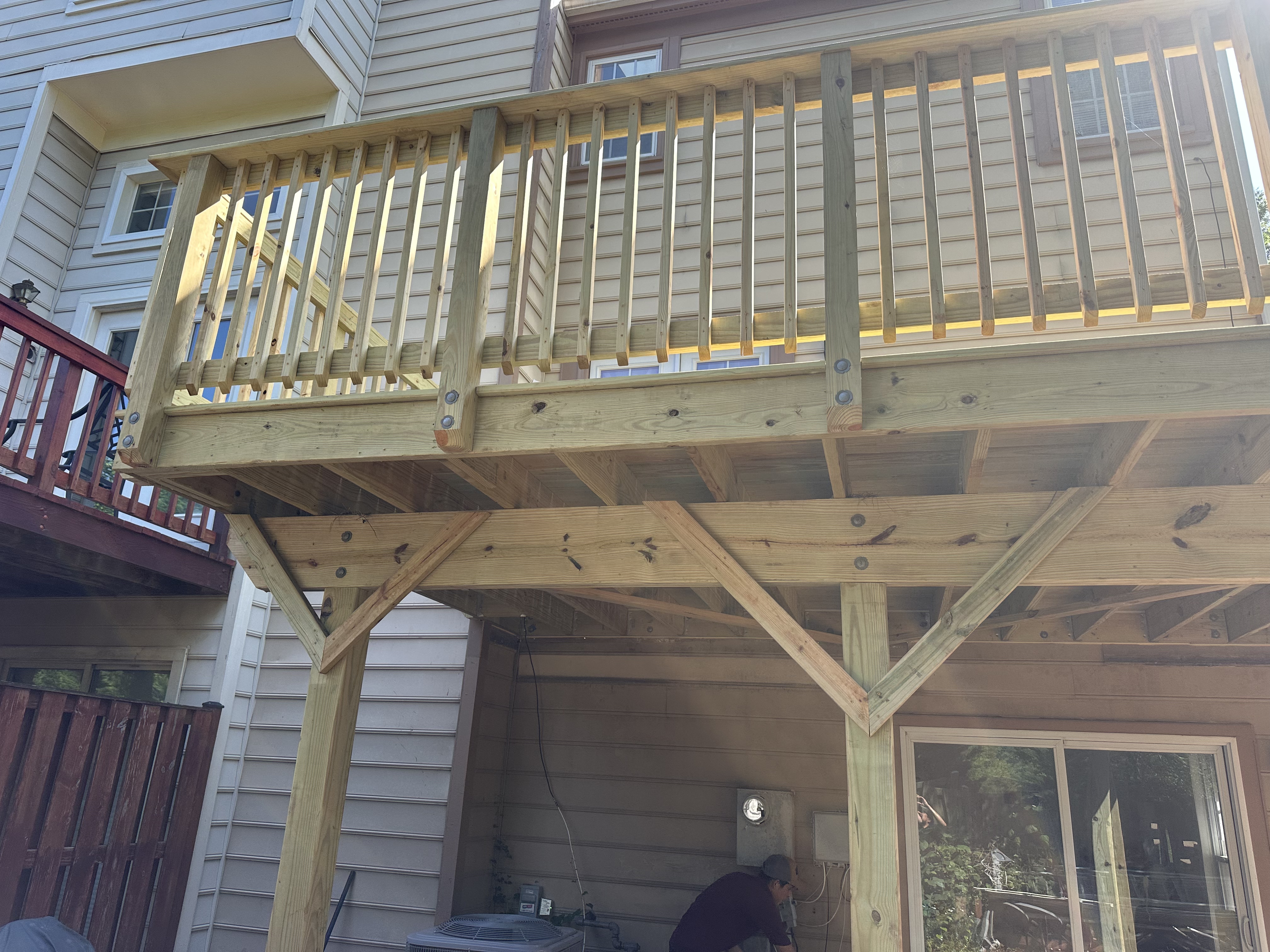 New deck construction by Ventura Home Improvement
