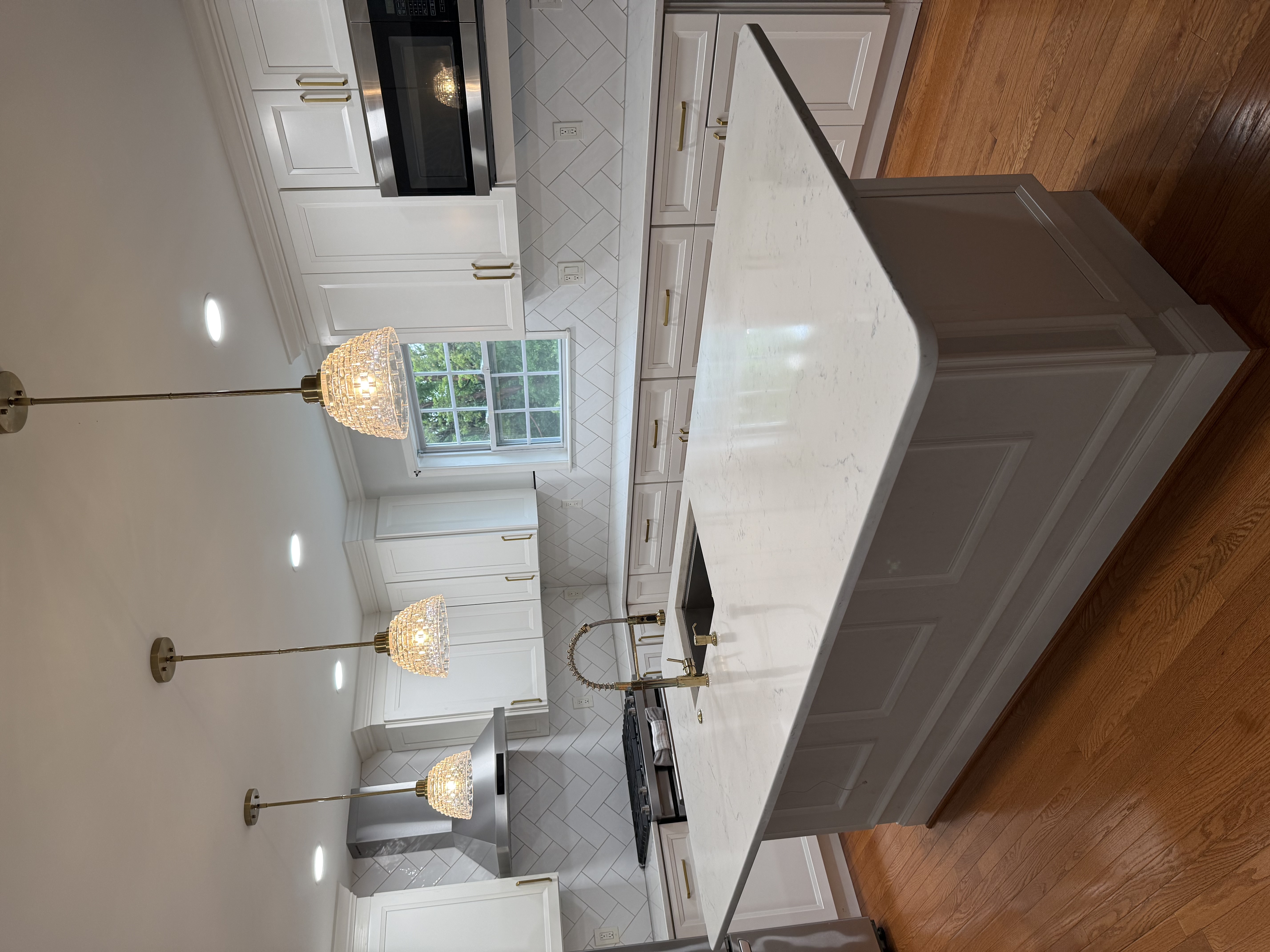 Kitchen island installation by Ventura Home Improvement